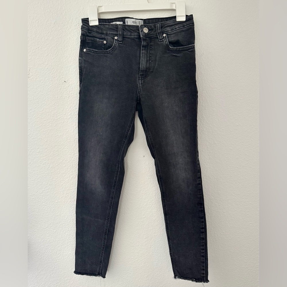 Black Jeans